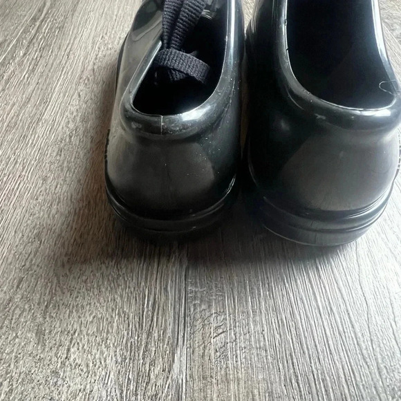 Melissa Lace Up Waterproof “Be” Lace Up Sneaker Black - Picture 7 of 16